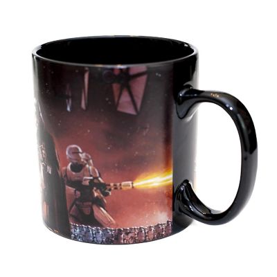 Star Wars: The Force Awakens Wrap Around Scene 20 Oz Ceramic Mug Image 1