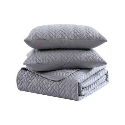 The Nesting Company Birch Quilt Coverlet 3 Piece Set with 2 Pillow Shams in Queen Gray Image 3
