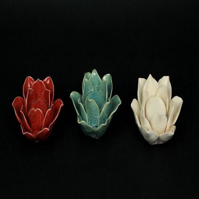 Things2Die4 Set of 3 Ceramic Flower Tealight Candle Holders Decorative Votive Light Decor Image 1