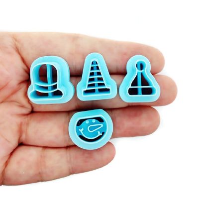 Tiny Snowman with Hats Clay Cutter Set, 4 pcs Image 2