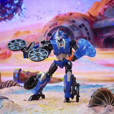 Transformers Generations Legacy Prime Universe Arcee Action Figure Image 2
