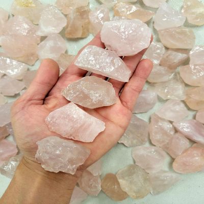 Vinacrystals 1/2 LB Rough Rose Quartz Crystals Image 1