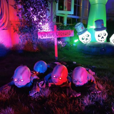 Wellstock - Plastic Skeleton Decoration Image 3