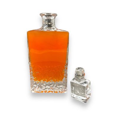Whiskey Decanter - Rectangle - 800ML, Case of 6 Image 1