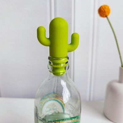 Wine Stopper Green Cactus 2 Pack Image 2