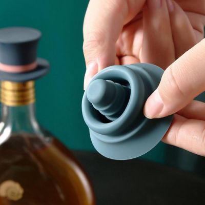 Wine Stopper Green Magic Top Hat 2 Pack Image 3