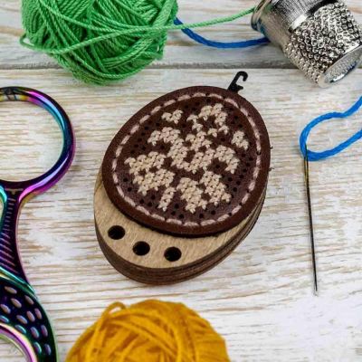 Wonderland Crafts Needle threader making kit FLTL-054 Image 1