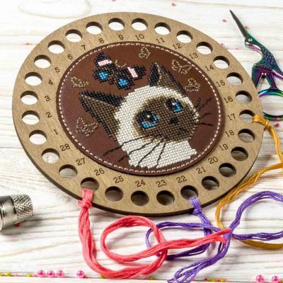 Wonderland Crafts Thread organizer making kit FLTL-011 Image 1