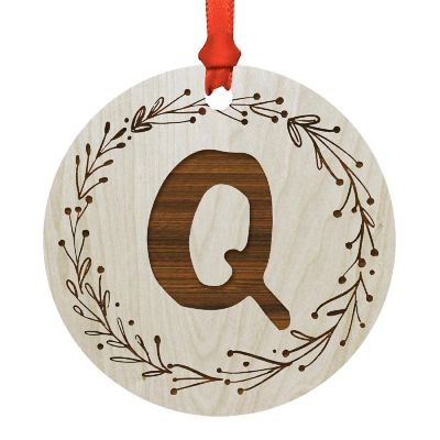 Wood Ornament Wreath Letter Q Image 1