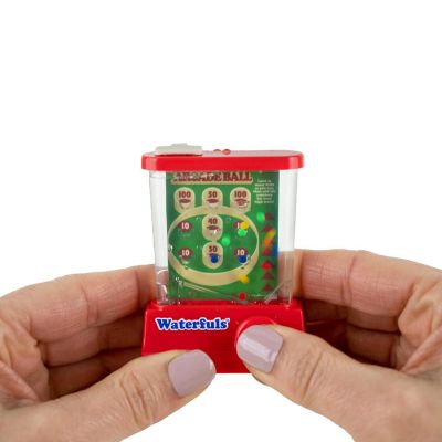 Worlds Smallest Waterfuls Game Image 3
