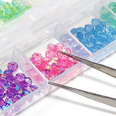 Wrapables Dazzling Nail Art Rhinestones Nail Manicure with Plastic Case, Sparkling Gems Image 1