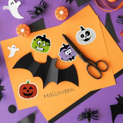 Wrapables Halloween Sticker Roll (500pcs), Assorted Image 2
