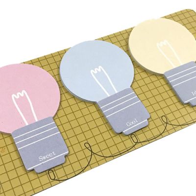 Wrapables Light Bulb Sticky Notes Image 1