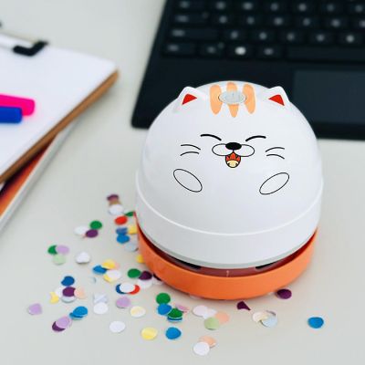 Wrapables Mini Portable USB Desktop Vacuum, Orange Cat Image 2