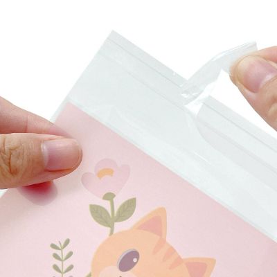Wrapables Transparent Self-Adhesive 4" x 4" Candy and Cookie Bags, Favor Treat Bags for Parties and Wedding (200pcs), Cats Image 3