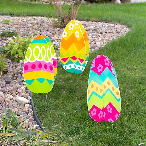 17" x 24" 3D Egg-Shaped Yard Stakes - 3 Pc.