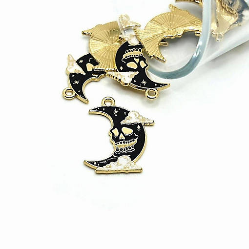 20 Pcs Halloween Moon Skull Charms
