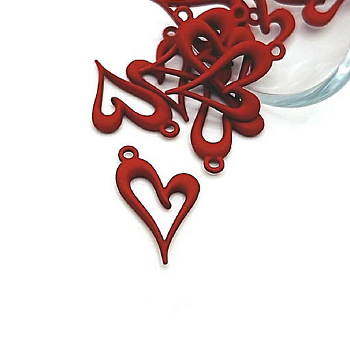 20 Pcs Red Asymmetrical Heart Charms
