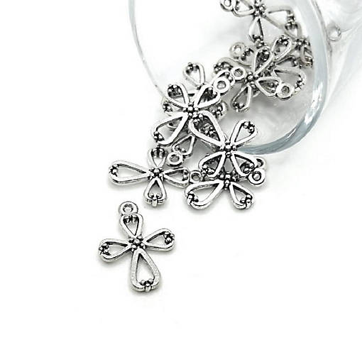 20 Pcs Silver Ornate Cross Charms