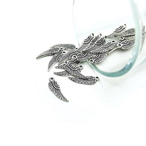 20 Pcs Tiny Silver Angel Wing Charms