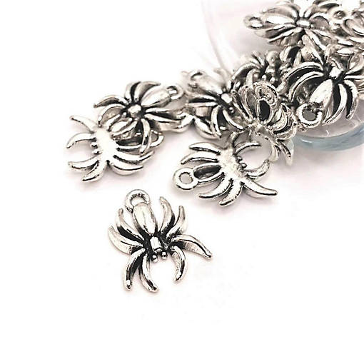 50 Pcs Halloween Hanging Spider Charms