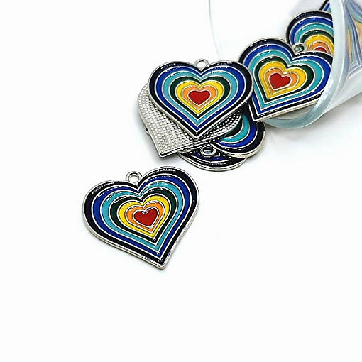 50 Pcs Rainbow Heart Charms