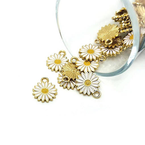 50 Pcs White Daisy Flower Charms
