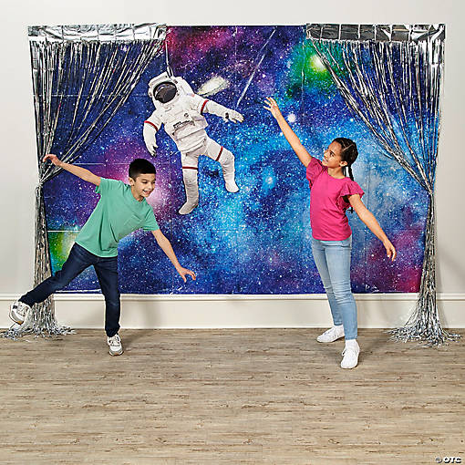 Astronaut in Outer Space Backdrop Decorating Kit - 6 Pc.
