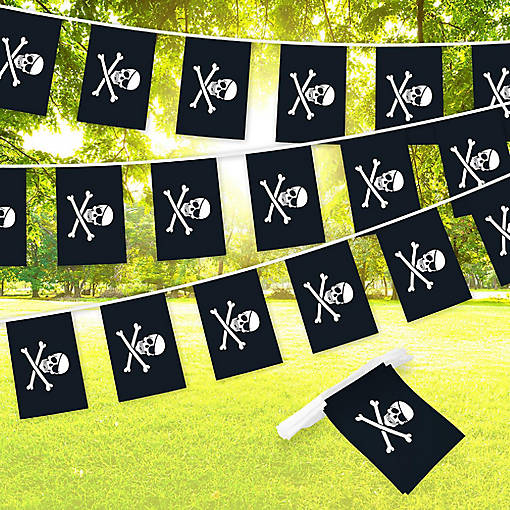 G128 8.2x5.5 In Flags on 33 Ft String, Printed Pirate Jolly Roger Bones String Flag