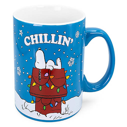 Peanuts Snoopy "Chillin" Ceramic Mug  Holds 20 Ounces