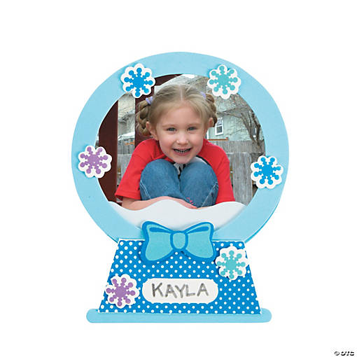 https://s7.orientaltrading.com/is/image/OrientalTrading/QV_VIEWER_IMAGE/snow-globe-picture-frame-magnet-christmas-craft-kit-makes-12~13669977