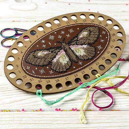 Wonderland Crafts Thread organizer making kit