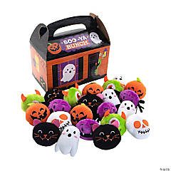 Haunted House with Stuffed Halloween Characters Kit - 25 Pc.