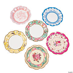 Truly Scrumptious Scalloped Paper Dessert Plates - 12 Ct.