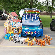 40+ Trunk or Treat Decorating Ideas | Fun365