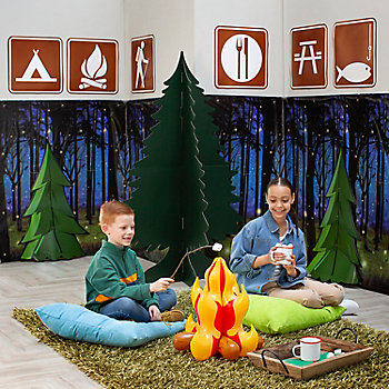 Camp Scene Deluxe Photobooth & Event Space Decorating Kit - 11 Pc.