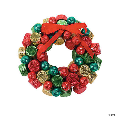 DIY Christmas Chocolate Wreath Idea