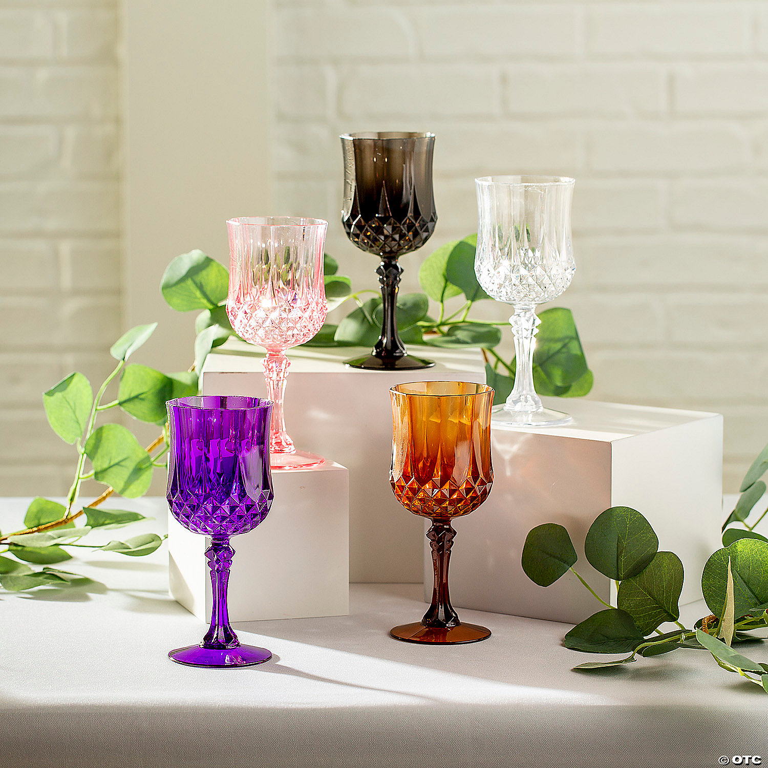 Pink Patterned BPA-Free Plastic Wine Glasses